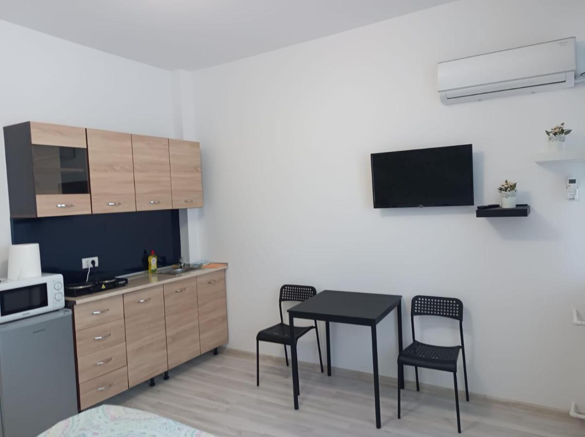 Central Comforts Apartments Bukarest Kültér fotó